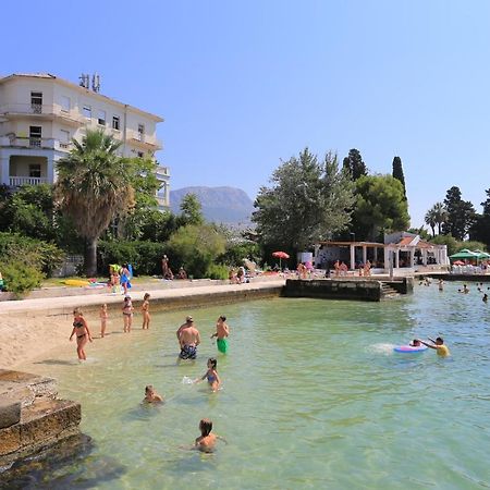 Apartments With A Parking Space Kastel Luksic, Kastela - 21073 מראה חיצוני תמונה